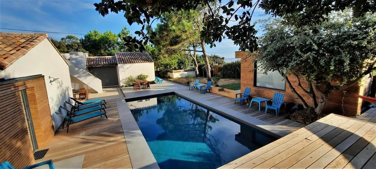 Sea-Snow Guest Houses Talmont-Saint-Hilaire France